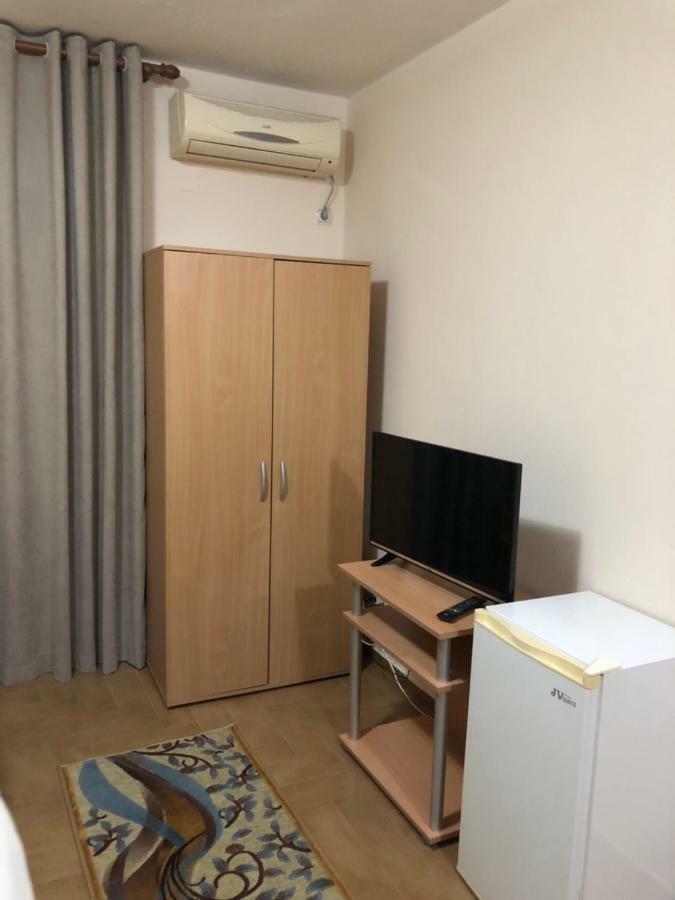 Apartment Family Ulcinj Exterior photo